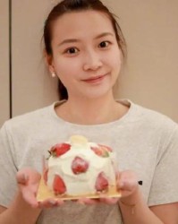 奥运名将多面人生：甜蜜新婚 从商当院长身份不设限